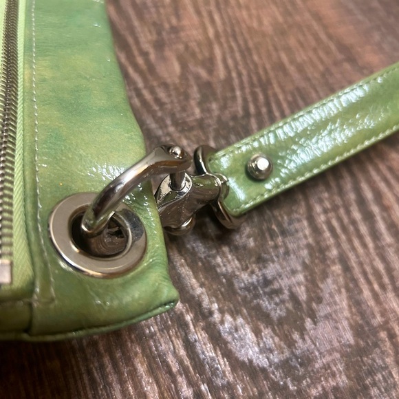 Christopher Kon NWOT Sleek Green Shoulder Bag with Glossy Finish - Picture 6 of 13